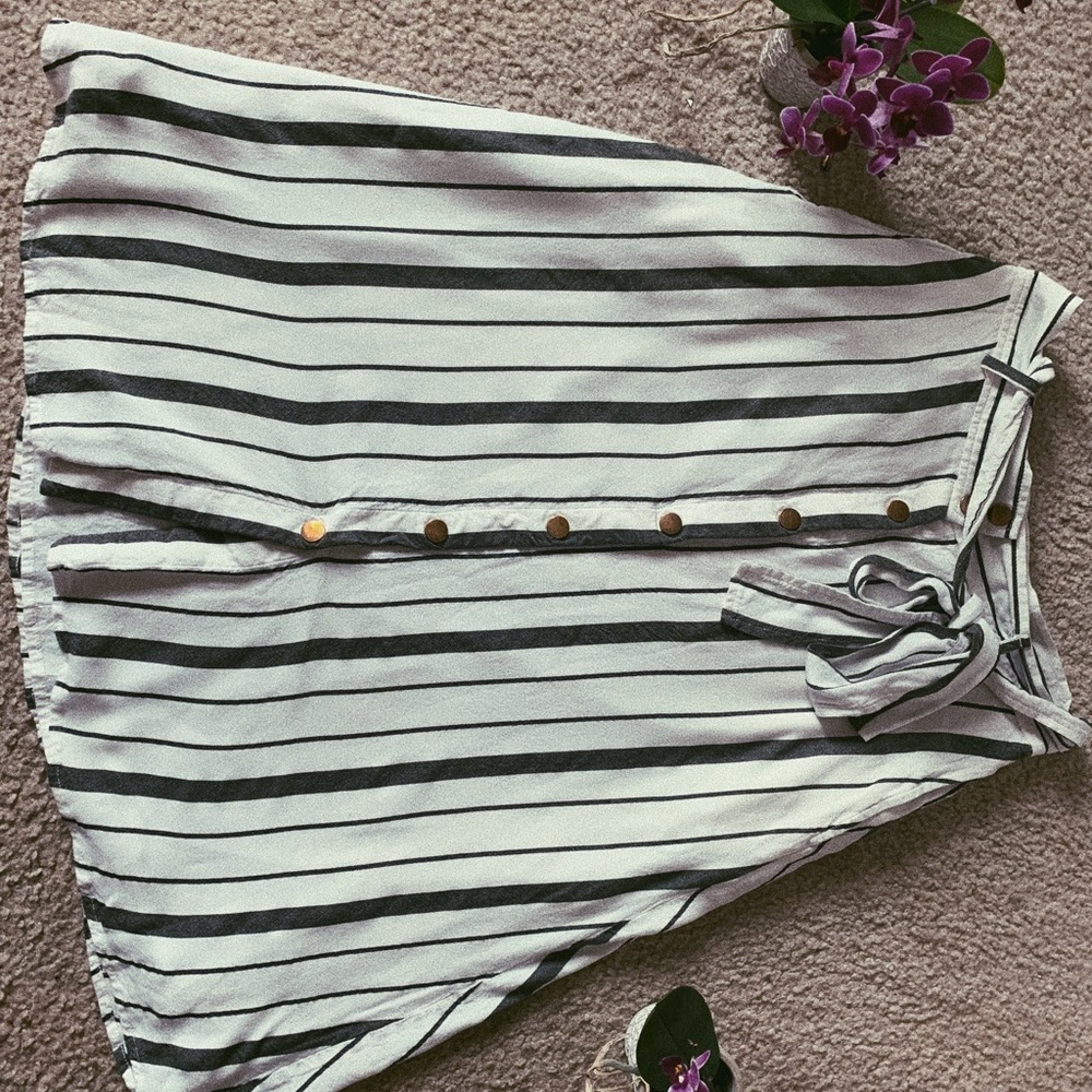 Summer skirt - Picture 1 of 3